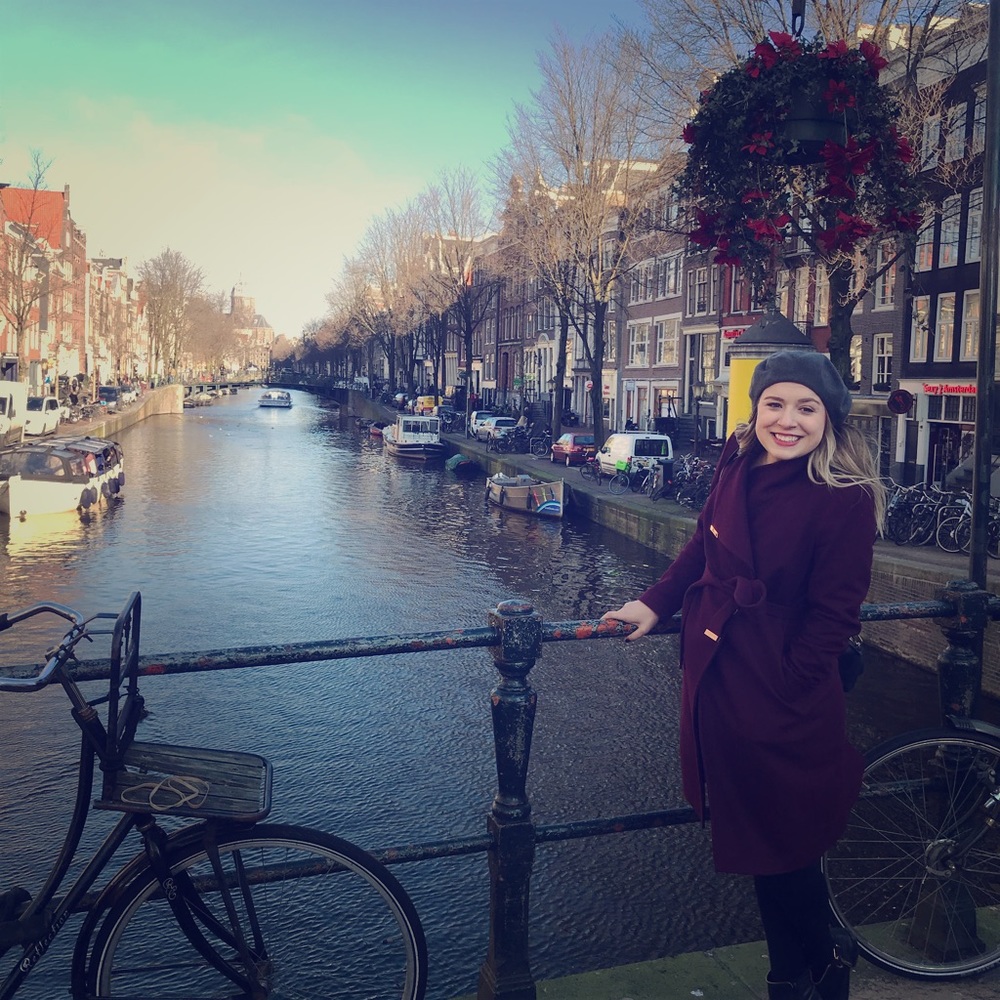 Meet your Posher, Echo